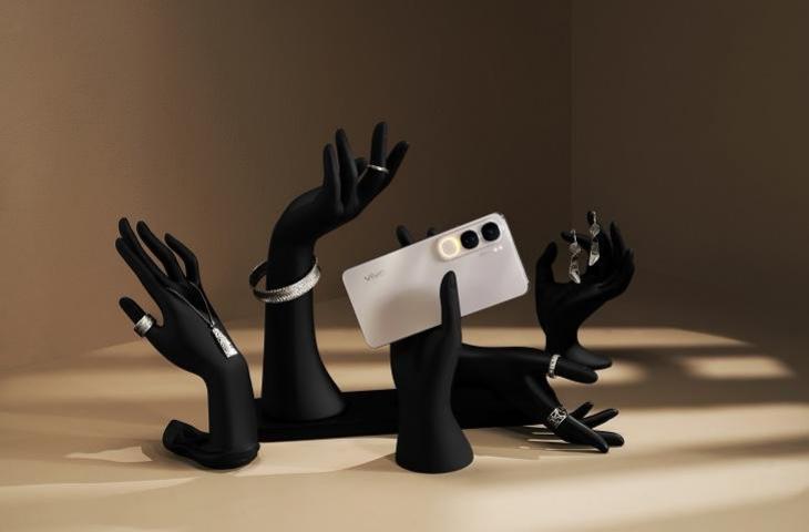 Vivo V40 Lite Hadirkan Perpaduan Teknologi AI dan Desain Stylish